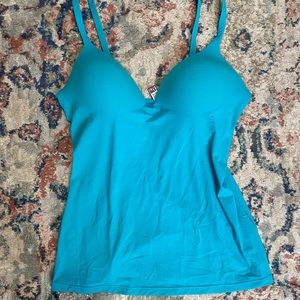 NWT Body by Victoria tank with built in bra. 36C